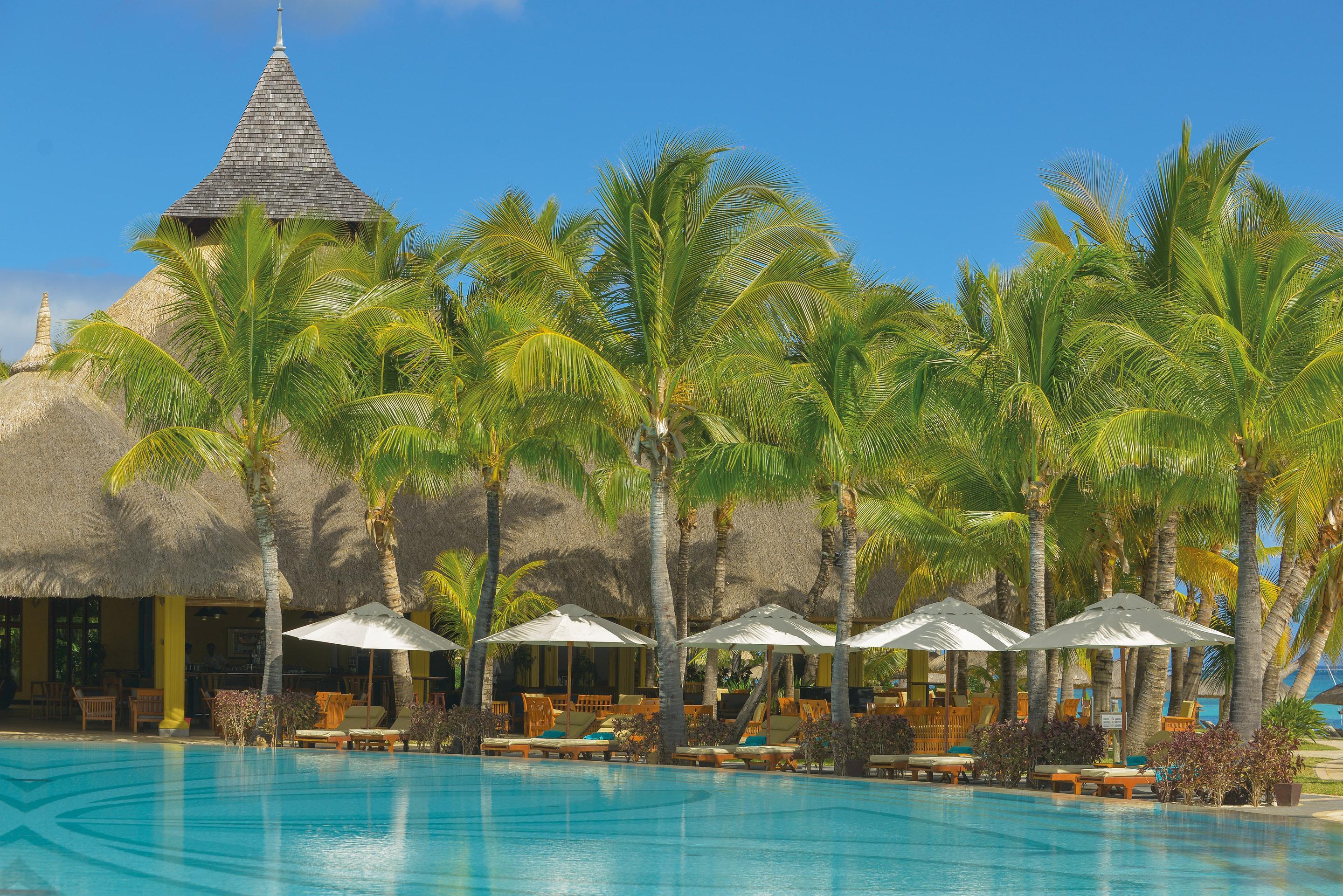Paradis Beachcomber Golf Resort & Spa Le Morne Bagian luar foto