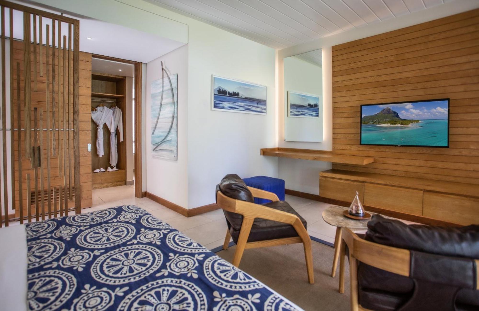 Paradis Beachcomber Golf Resort & Spa Le Morne Bagian luar foto
