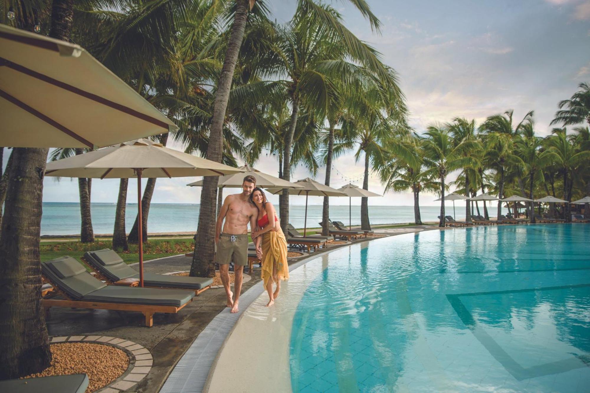 Paradis Beachcomber Golf Resort & Spa Le Morne Bagian luar foto